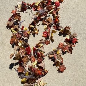 4 strings of fall style silk plants